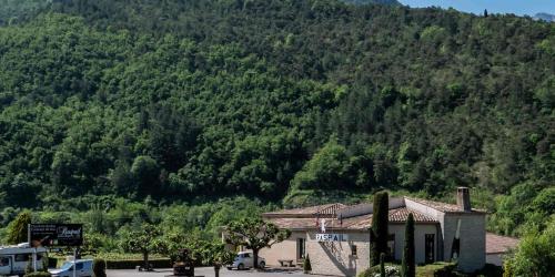 Visite de la cave Jean-Claude Raspail et Fils